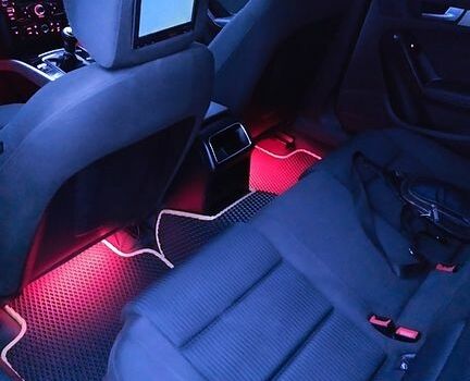 Серый Ауди А4, объемом двигателя 2 л и пробегом 258 тыс. км за 9000 $, фото 6 на Automoto.ua