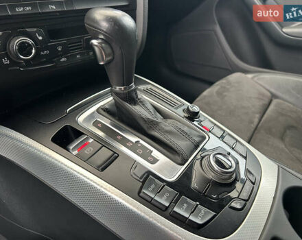 Серый Ауди А4, объемом двигателя 2 л и пробегом 210 тыс. км за 9999 $, фото 31 на Automoto.ua