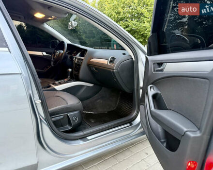 Сірий Ауді А4, об'ємом двигуна 2 л та пробігом 271 тис. км за 10400 $, фото 29 на Automoto.ua