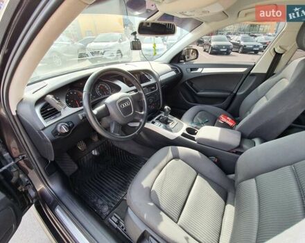 Серый Ауди А4, объемом двигателя 1.8 л и пробегом 200 тыс. км за 8200 $, фото 23 на Automoto.ua