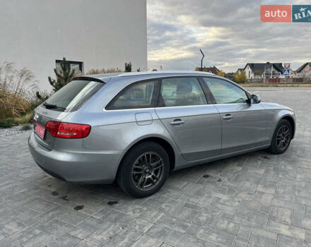 Сірий Ауді А4, об'ємом двигуна 1.8 л та пробігом 249 тис. км за 8399 $, фото 3 на Automoto.ua