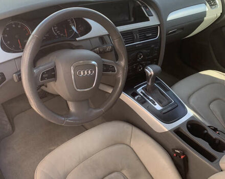 Серый Ауди А4, объемом двигателя 2 л и пробегом 237 тыс. км за 8700 $, фото 7 на Automoto.ua