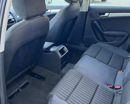 Сірий Ауді А4, об'ємом двигуна 1.8 л та пробігом 249 тис. км за 7900 $, фото 17 на Automoto.ua