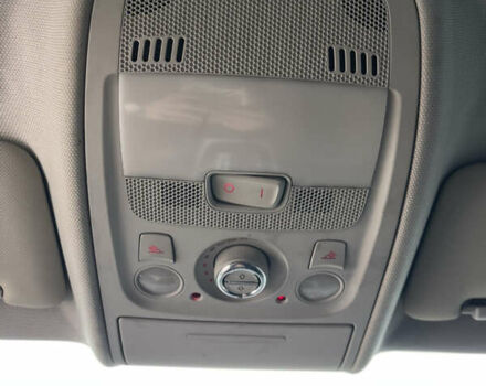 Сірий Ауді А4, об'ємом двигуна 2.7 л та пробігом 376 тис. км за 9300 $, фото 11 на Automoto.ua