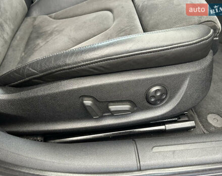 Серый Ауди А4, объемом двигателя 2 л и пробегом 210 тыс. км за 9999 $, фото 71 на Automoto.ua