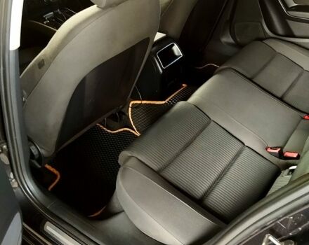 Серый Ауди А4, объемом двигателя 2 л и пробегом 258 тыс. км за 9000 $, фото 7 на Automoto.ua