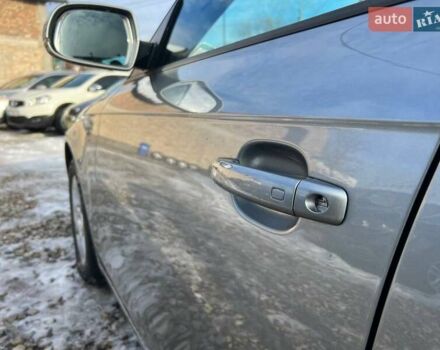 Серый Ауди А4, объемом двигателя 2 л и пробегом 230 тыс. км за 9999 $, фото 9 на Automoto.ua