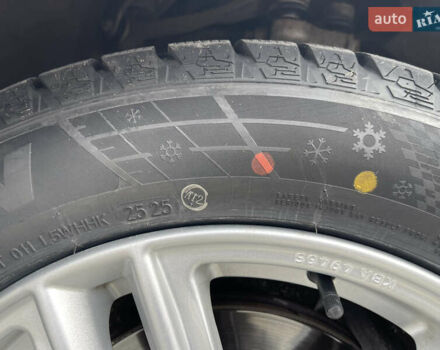 Сірий Ауді А4, об'ємом двигуна 2.7 л та пробігом 376 тис. км за 9300 $, фото 14 на Automoto.ua