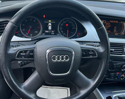 Сірий Ауді А4, об'ємом двигуна 1.8 л та пробігом 249 тис. км за 8399 $, фото 23 на Automoto.ua