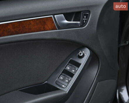 Сірий Ауді А4, об'ємом двигуна 2 л та пробігом 240 тис. км за 9350 $, фото 19 на Automoto.ua