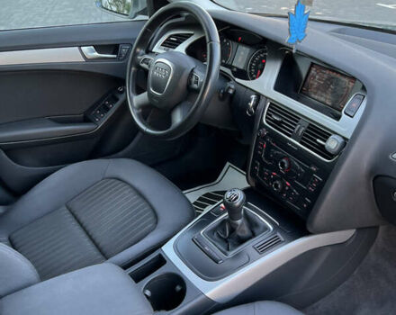 Сірий Ауді А4, об'ємом двигуна 1.8 л та пробігом 249 тис. км за 7900 $, фото 25 на Automoto.ua