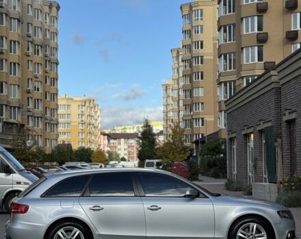 Серый Ауди А4, объемом двигателя 2 л и пробегом 340 тыс. км за 8850 $, фото 2 на Automoto.ua
