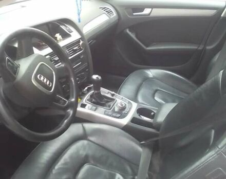 Серый Ауди А4, объемом двигателя 2 л и пробегом 300 тыс. км за 8700 $, фото 2 на Automoto.ua