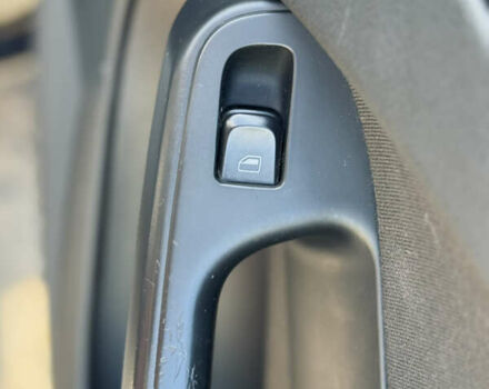 Серый Ауди А4, объемом двигателя 2 л и пробегом 354 тыс. км за 11800 $, фото 13 на Automoto.ua