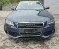 Серый Ауди А4, объемом двигателя 2 л и пробегом 285 тыс. км за 9300 $, фото 1 на Automoto.ua