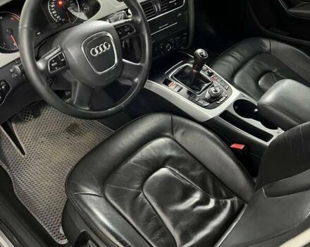 Серый Ауди А4, объемом двигателя 2 л и пробегом 251 тыс. км за 11500 $, фото 10 на Automoto.ua