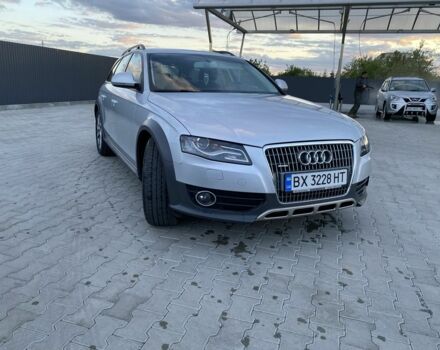 Серый Ауди А4, объемом двигателя 2 л и пробегом 220 тыс. км за 10000 $, фото 1 на Automoto.ua