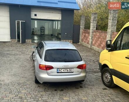 Серый Ауди А4, объемом двигателя 2 л и пробегом 350 тыс. км за 9900 $, фото 3 на Automoto.ua