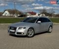 Серый Ауди А4, объемом двигателя 2 л и пробегом 310 тыс. км за 10300 $, фото 1 на Automoto.ua