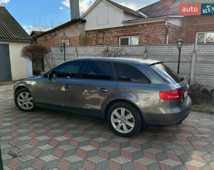Ауді А4 2012 у Лебедине на Automoto.ua Сірий Ауді А4, об'ємом двигуна 1.97 л та пробігом 154 тис. км за 13500 $, фото 7 на Automoto.ua