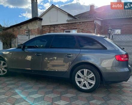Ауді А4 2012 у Лебедине на Automoto.ua Сірий Ауді А4, об'ємом двигуна 1.97 л та пробігом 154 тис. км за 13500 $, фото 6 на Automoto.ua