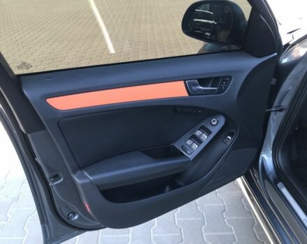 Сірий Ауді А4, об'ємом двигуна 2 л та пробігом 288 тис. км за 12300 $, фото 8 на Automoto.ua
