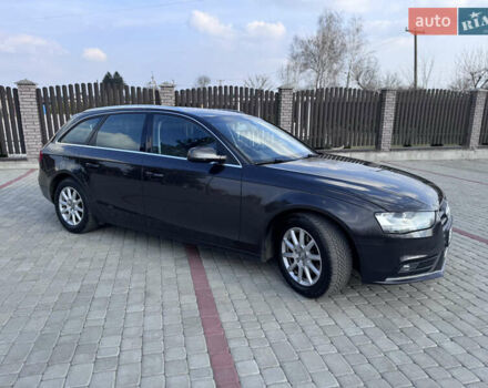 Сірий Ауді А4, об'ємом двигуна 1.8 л та пробігом 259 тис. км за 11300 $, фото 9 на Automoto.ua
