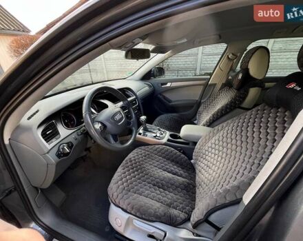 Ауді А4 2012 у Лебедине на Automoto.ua Сірий Ауді А4, об'ємом двигуна 1.97 л та пробігом 154 тис. км за 13500 $, фото 18 на Automoto.ua