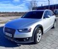 Серый Ауди А4, объемом двигателя 2 л и пробегом 264 тыс. км за 10000 $, фото 6 на Automoto.ua