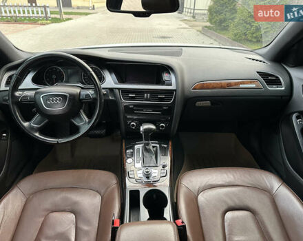 Серый Ауди А4, объемом двигателя 1.98 л и пробегом 205 тыс. км за 12800 $, фото 6 на Automoto.ua