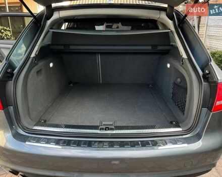 Ауді А4 2012 у Лебедине на Automoto.ua Сірий Ауді А4, об'ємом двигуна 1.97 л та пробігом 154 тис. км за 13500 $, фото 25 на Automoto.ua