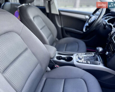 Сірий Ауді А4, об'ємом двигуна 1.8 л та пробігом 259 тис. км за 11300 $, фото 25 на Automoto.ua