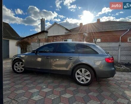 Ауді А4 2012 у Лебедине на Automoto.ua Сірий Ауді А4, об'ємом двигуна 1.97 л та пробігом 154 тис. км за 13500 $, фото 2 на Automoto.ua