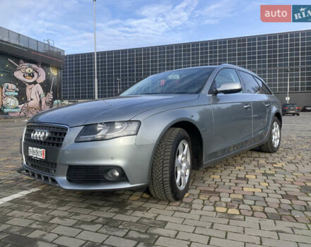 Серый Ауди А4, объемом двигателя 2 л и пробегом 217 тыс. км за 10600 $, фото 4 на Automoto.ua