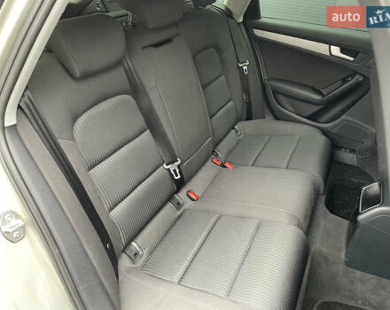 Сірий Ауді А4, об'ємом двигуна 1.8 л та пробігом 135 тис. км за 9700 $, фото 10 на Automoto.ua