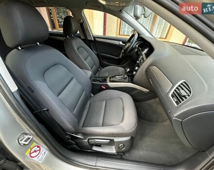 Сірий Ауді А4, об'ємом двигуна 2 л та пробігом 283 тис. км за 10350 $, фото 22 на Automoto.ua