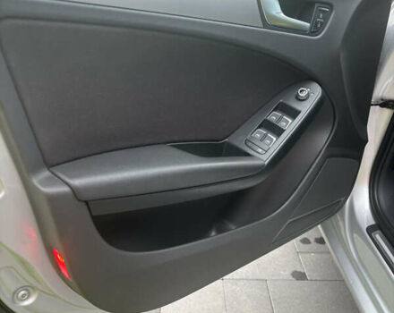 Сірий Ауді А4, об'ємом двигуна 1.97 л та пробігом 257 тис. км за 11700 $, фото 5 на Automoto.ua