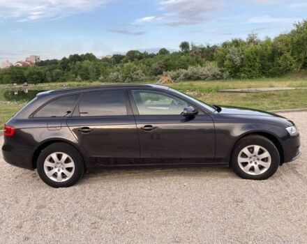 Сірий Ауді А4, об'ємом двигуна 2 л та пробігом 383 тис. км за 13500 $, фото 9 на Automoto.ua