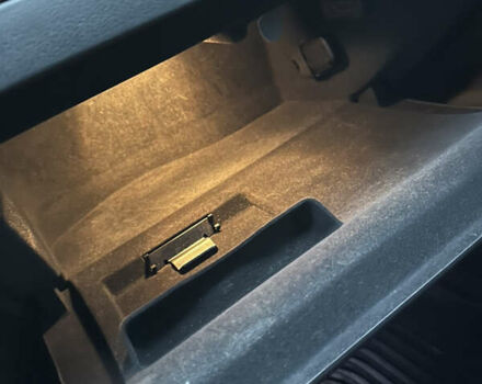 Серый Ауди А4, объемом двигателя 2.97 л и пробегом 392 тыс. км за 13900 $, фото 15 на Automoto.ua