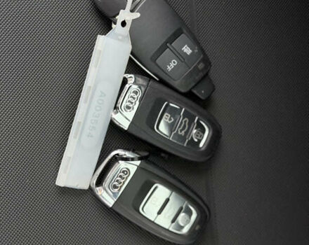 Серый Ауди А4, объемом двигателя 1.97 л и пробегом 264 тыс. км за 10999 $, фото 92 на Automoto.ua