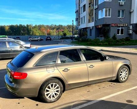 Серый Ауди А4, объемом двигателя 2 л и пробегом 220 тыс. км за 12800 $, фото 1 на Automoto.ua