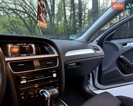 Серый Ауди А4, объемом двигателя 2 л и пробегом 304 тыс. км за 12300 $, фото 30 на Automoto.ua