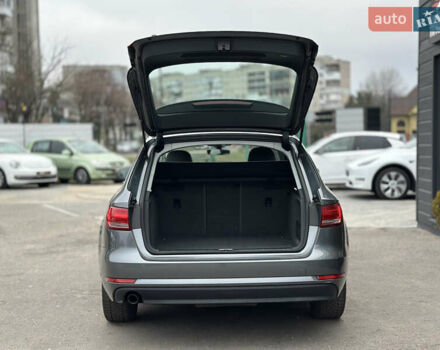 Сірий Ауді А4, об'ємом двигуна 1.97 л та пробігом 305 тис. км за 13500 $, фото 14 на Automoto.ua