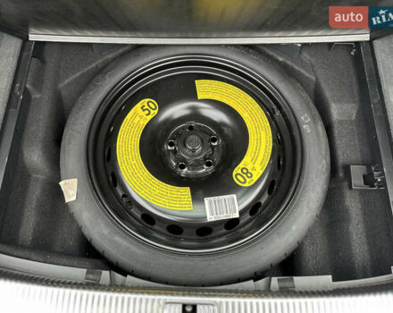 Сірий Ауді А4, об'ємом двигуна 1.97 л та пробігом 305 тис. км за 13500 $, фото 16 на Automoto.ua