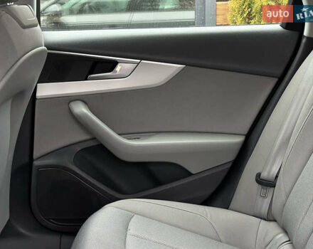 Сірий Ауді А4, об'ємом двигуна 1.97 л та пробігом 305 тис. км за 13500 $, фото 46 на Automoto.ua