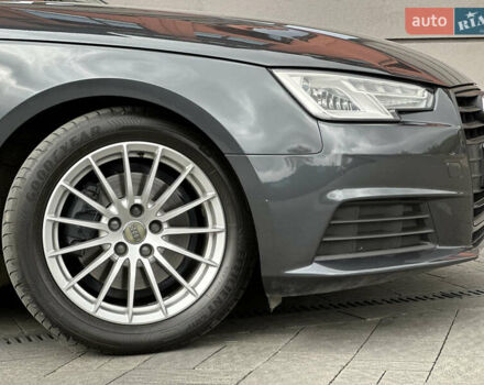 Сірий Ауді А4, об'ємом двигуна 2 л та пробігом 220 тис. км за 15750 $, фото 11 на Automoto.ua