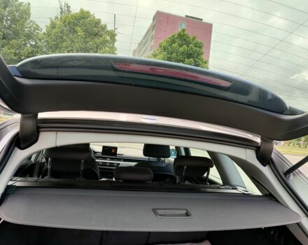 Сірий Ауді А4, об'ємом двигуна 2 л та пробігом 300 тис. км за 19500 $, фото 16 на Automoto.ua