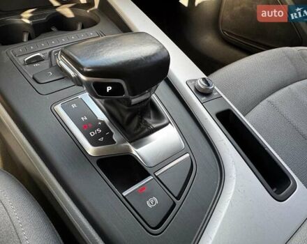 Серый Ауди А4, объемом двигателя 2 л и пробегом 441 тыс. км за 13790 $, фото 20 на Automoto.ua