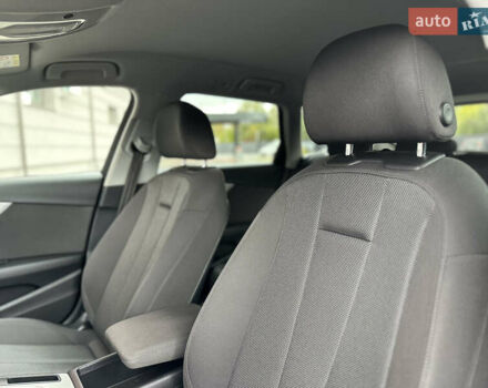 Сірий Ауді А4, об'ємом двигуна 2 л та пробігом 220 тис. км за 15750 $, фото 51 на Automoto.ua