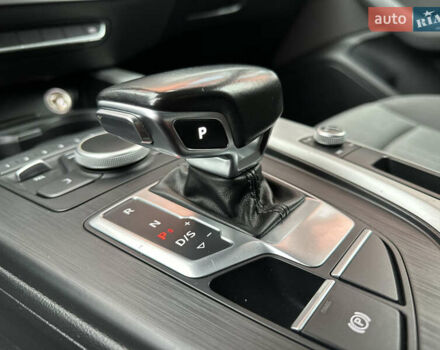 Сірий Ауді А4, об'ємом двигуна 2 л та пробігом 220 тис. км за 15750 $, фото 63 на Automoto.ua